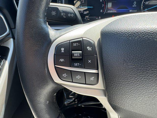 Photo of 2023 Carbonized Gray Metallic Ford Explorer