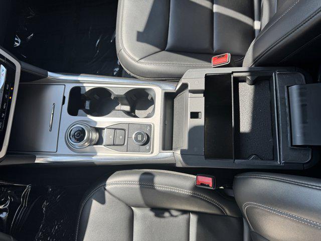Photo of 2023 Carbonized Gray Metallic Ford Explorer