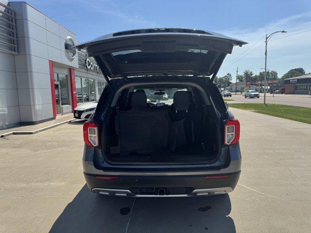 Photo of 2023 Carbonized Gray Metallic Ford Explorer