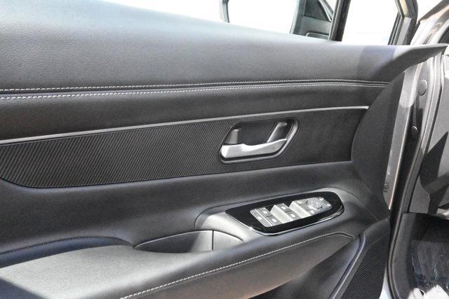 Photo of 2025 Gun Metallic Nissan Murano