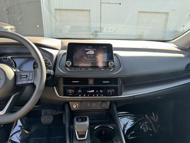 Photo of 2023 Caspian Blue Metallic Nissan Rogue