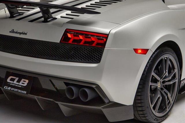 Photo of 2012 Bianco Canopus Matte Lamborghini Gallardo