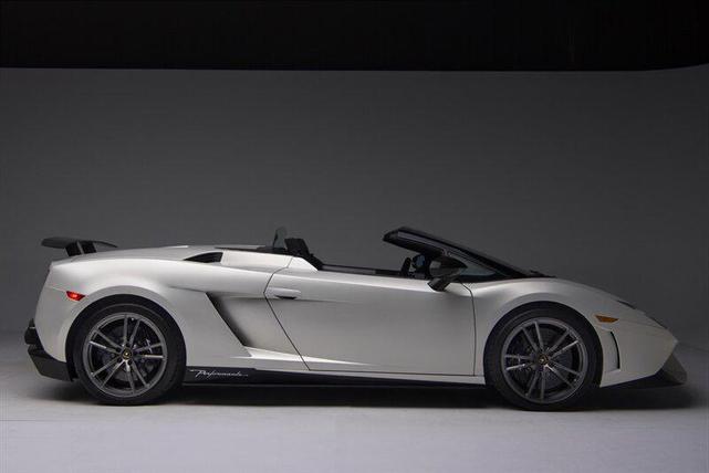 Photo of 2012 Bianco Canopus Matte Lamborghini Gallardo