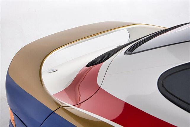 Photo of 1977 White Porsche 911