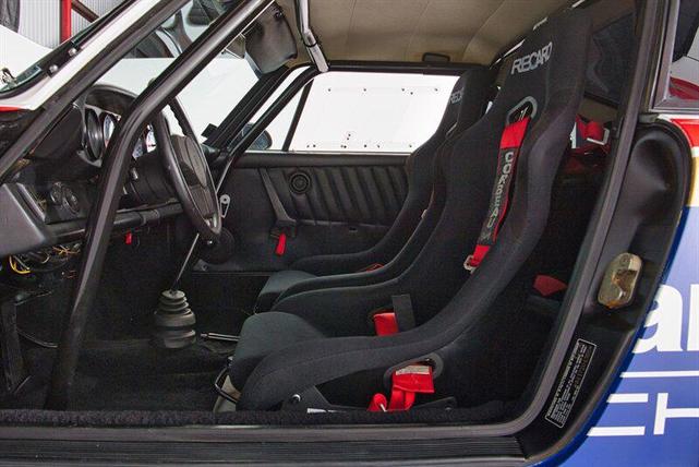 Photo of 1977 White Porsche 911