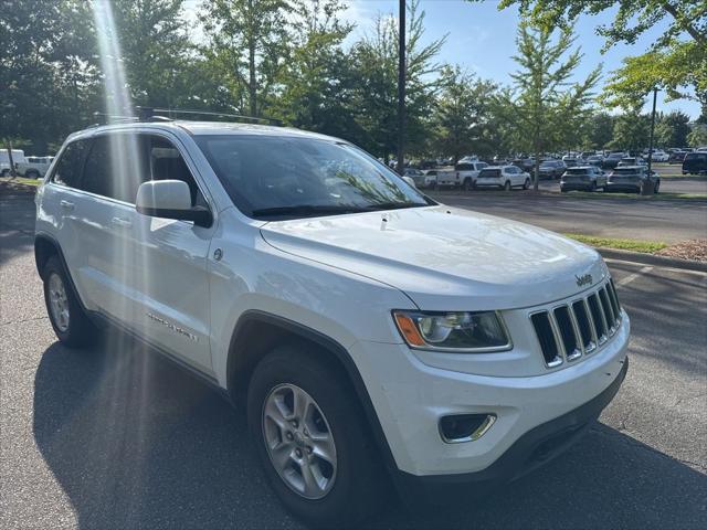 Photo of 2016 Bright White Clearcoat Jeep Grand Cherokee