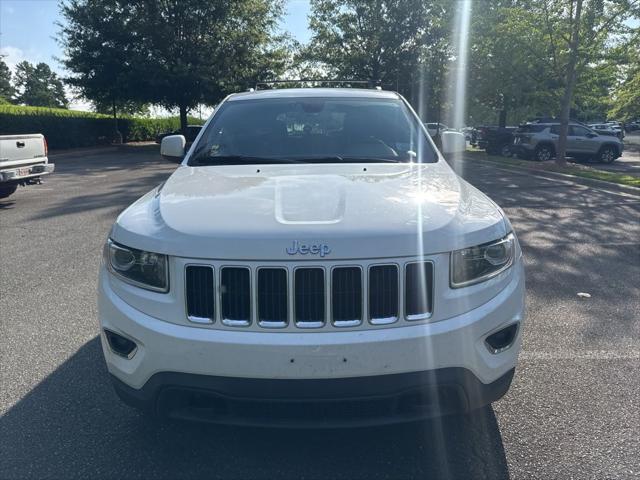 Photo of 2016 Bright White Clearcoat Jeep Grand Cherokee