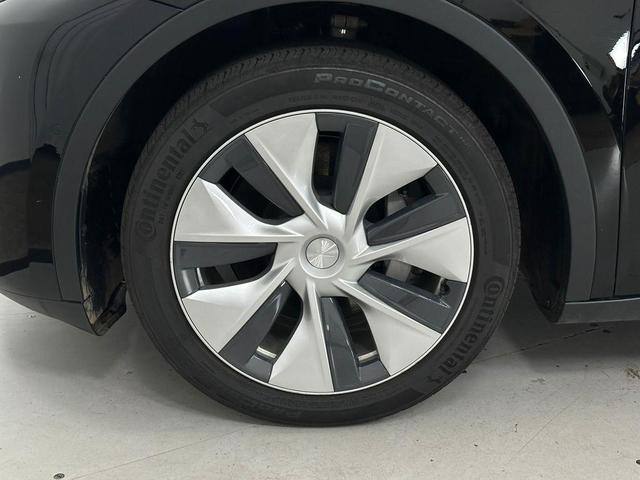 Photo of 2021 Solid Black Tesla Model Y