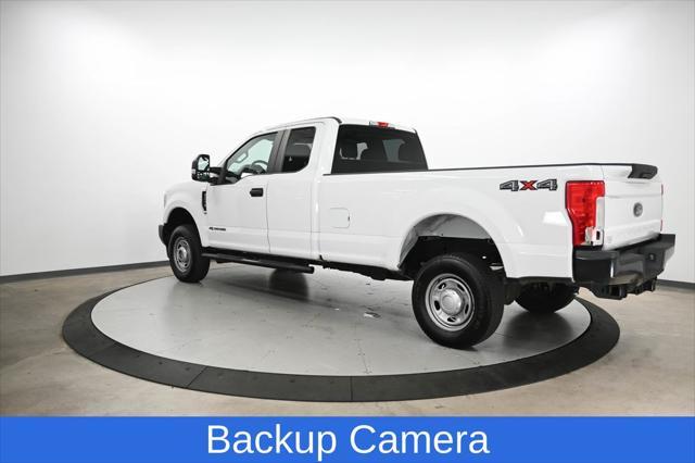 Photo of 2019 Oxford White Ford F-250