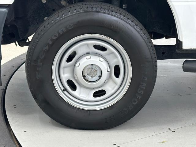 Photo of 2019 Oxford White Ford F-250