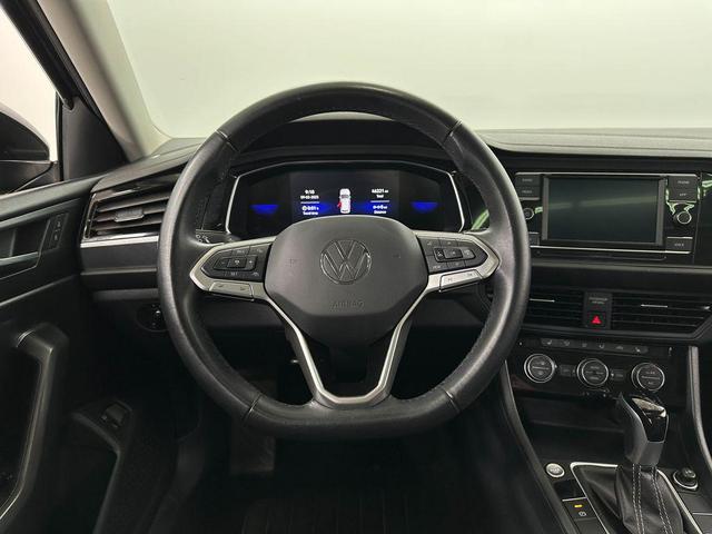 Photo of 2024 Kings Red Metallic Volkswagen Jetta