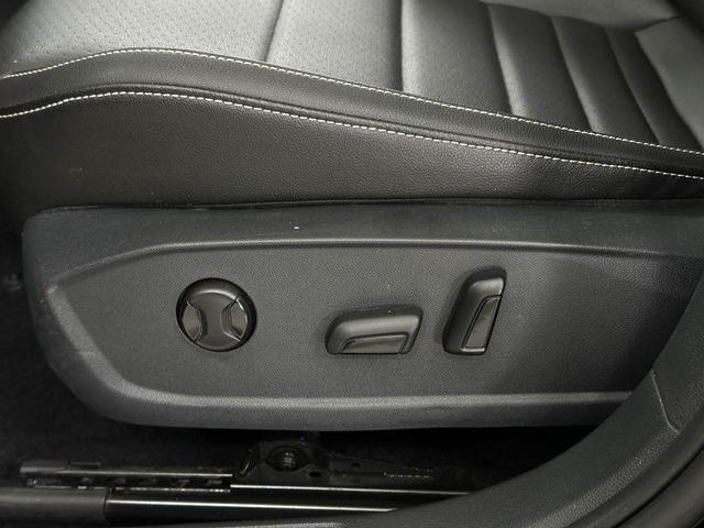 Photo of 2024 Kings Red Metallic Volkswagen Jetta