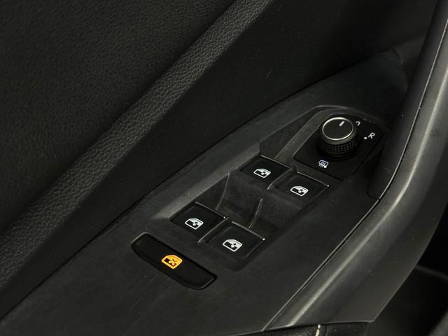 Photo of 2024 Kings Red Metallic Volkswagen Jetta