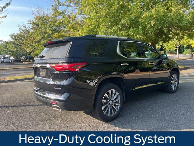 Photo of 2023 Mosaic Black Metallic Chevrolet Traverse