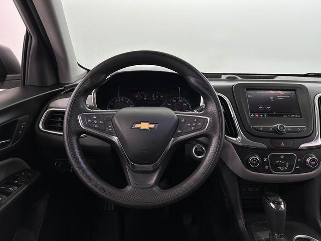 Photo of 2020 Silver Ice Metallic Chevrolet Equinox