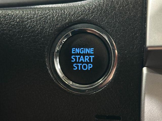 Photo of 2021 Nautical Blue Metallic Toyota 4Runner