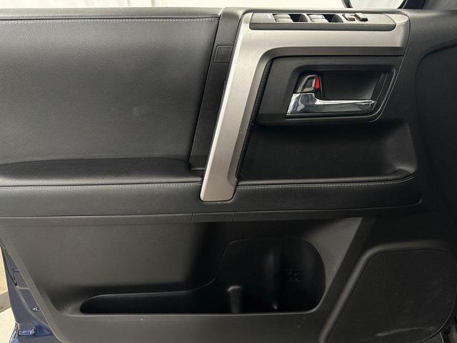 Photo of 2021 Nautical Blue Metallic Toyota 4Runner