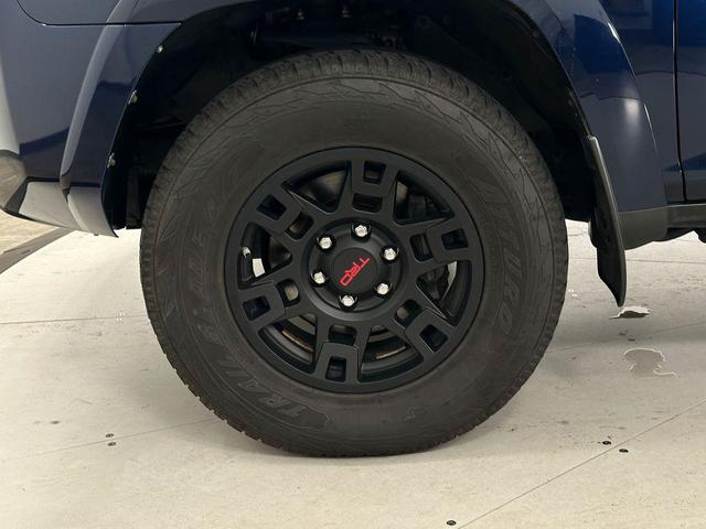 Photo of 2021 Nautical Blue Metallic Toyota 4Runner