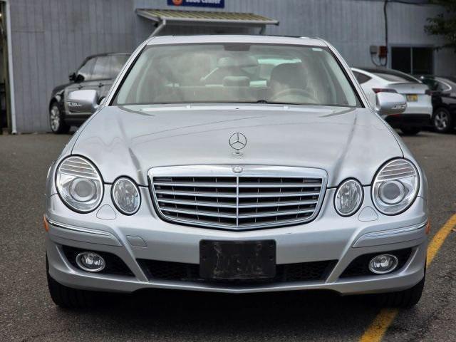 Photo of 2007 Silver Mercedes-Benz E-Class