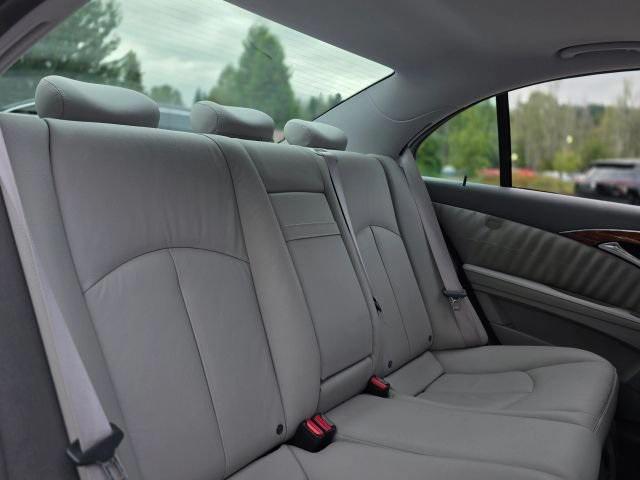 Photo of 2007 Silver Mercedes-Benz E-Class