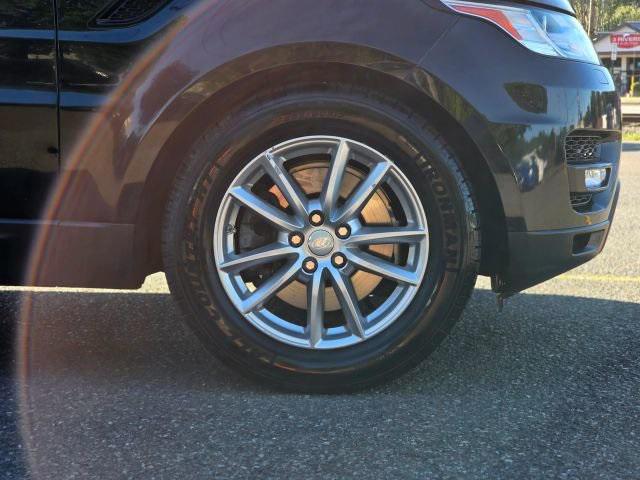 Photo of 2016 Black Land Rover Range Rover Sport