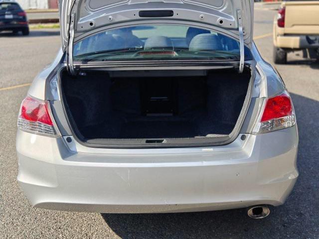 Photo of 2012 Alabaster Silver Metallic Honda Accord