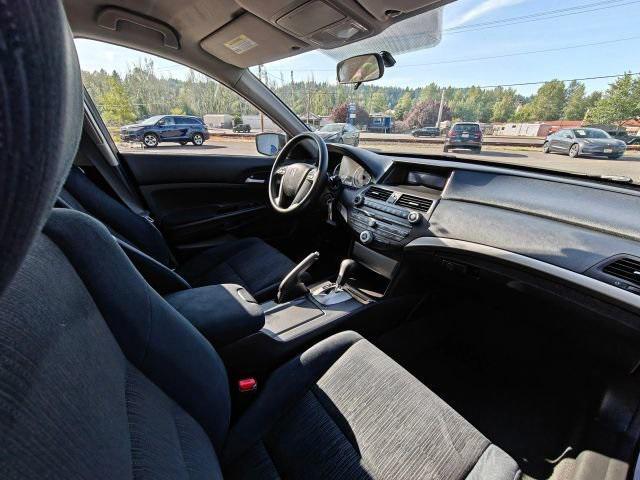 Photo of 2012 Alabaster Silver Metallic Honda Accord