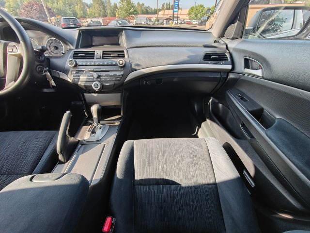 Photo of 2012 Alabaster Silver Metallic Honda Accord