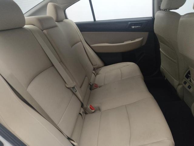 Photo of 2015 Crystal White Pearl Subaru Legacy