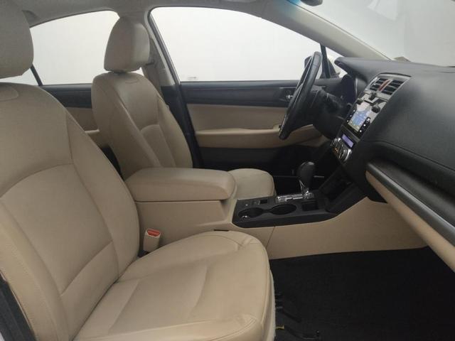 Photo of 2015 Crystal White Pearl Subaru Legacy