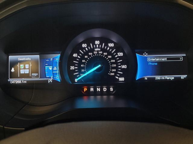 Photo of 2023 Agate Black Metallic Ford Edge