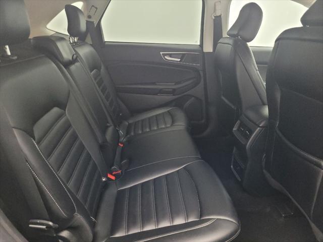 Photo of 2023 Agate Black Metallic Ford Edge