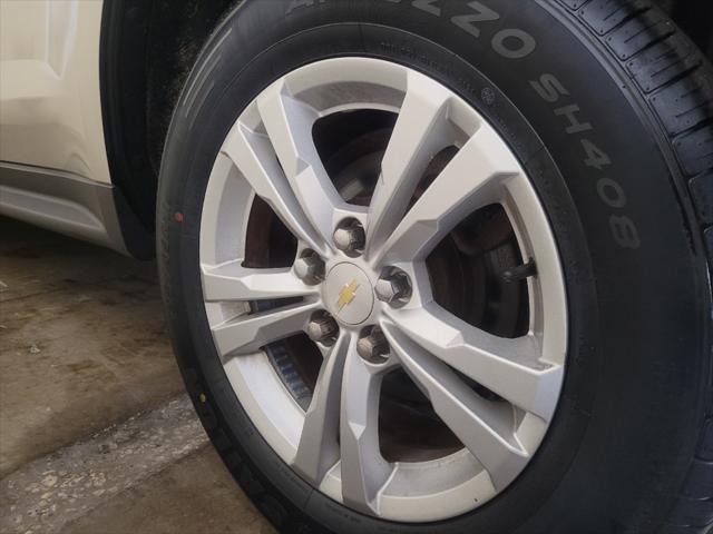 Photo of 2014 Gold Chevrolet Equinox