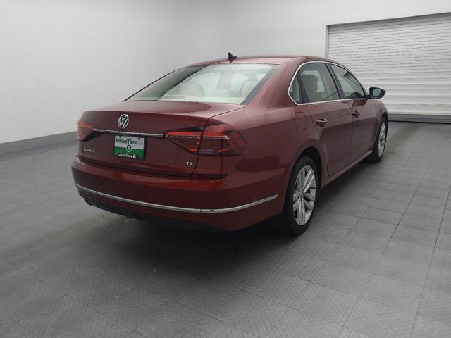 Photo of 2018 Fortana Red Metallic Volkswagen Passat