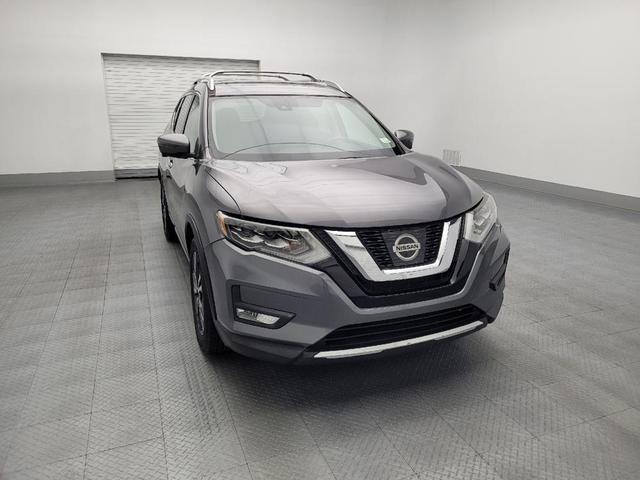 Photo of 2017 Gun Metallic Nissan Rogue