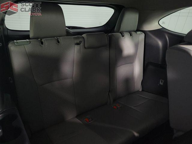 Photo of 2023 Midnight Black Metallic Toyota Highlander
