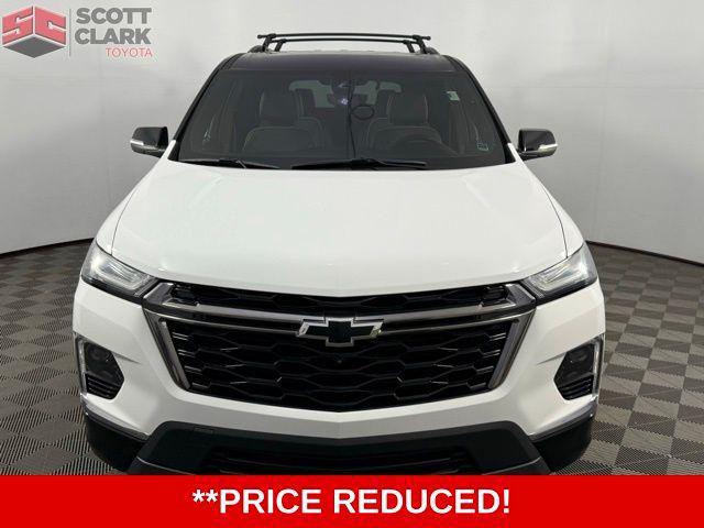 Photo of 2023 Summit White Chevrolet Traverse