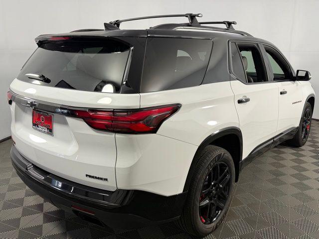 Photo of 2023 Summit White Chevrolet Traverse