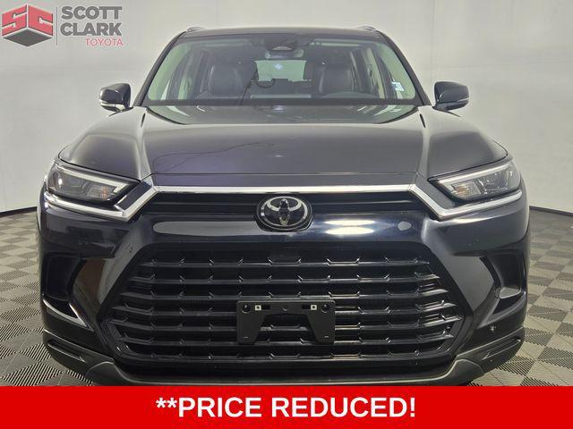 Photo of 2024 Midnight Black Toyota Grand Highlander