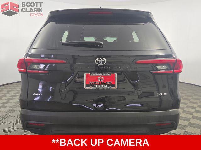 Photo of 2024 Midnight Black Toyota Grand Highlander