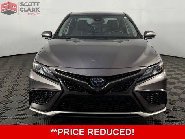 Photo of 2023 Gray Toyota Camry