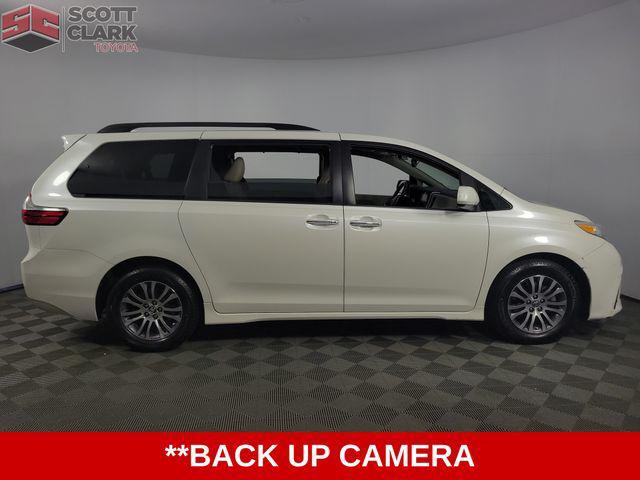Photo of 2018 Blizzard Pearl Toyota Sienna