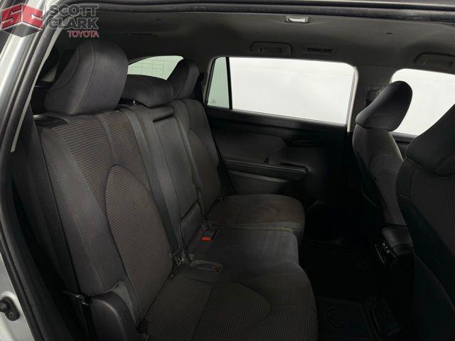 Photo of 2022 Celestial Silver Toyota Highlander Hybrid