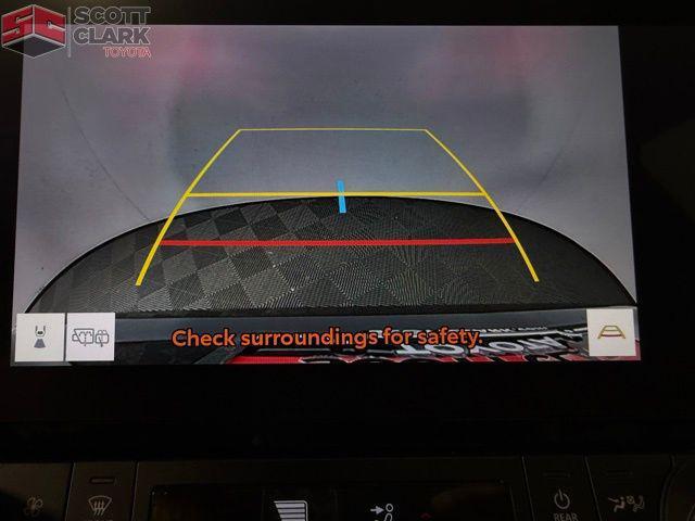 Photo of 2024 Midnight Black Metallic Toyota Grand Highlander