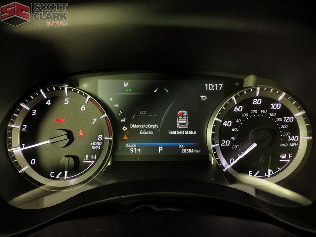 Photo of 2023 Midnight Black Metallic Toyota Highlander