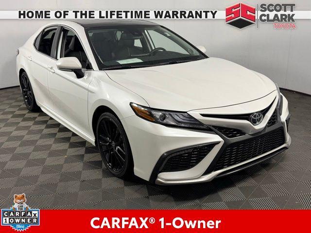 Photo of 2023 White Toyota Camry