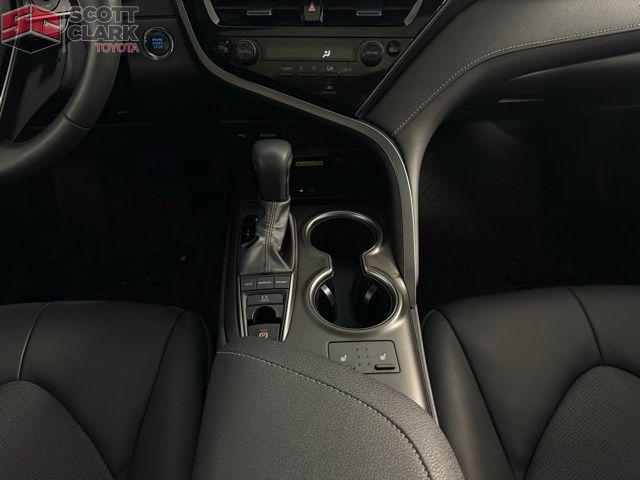 Photo of 2023 White Toyota Camry