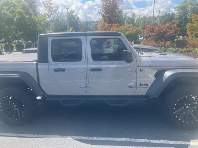 Photo of 2020 Billet Silver Metallic Clearcoat Jeep Gladiator