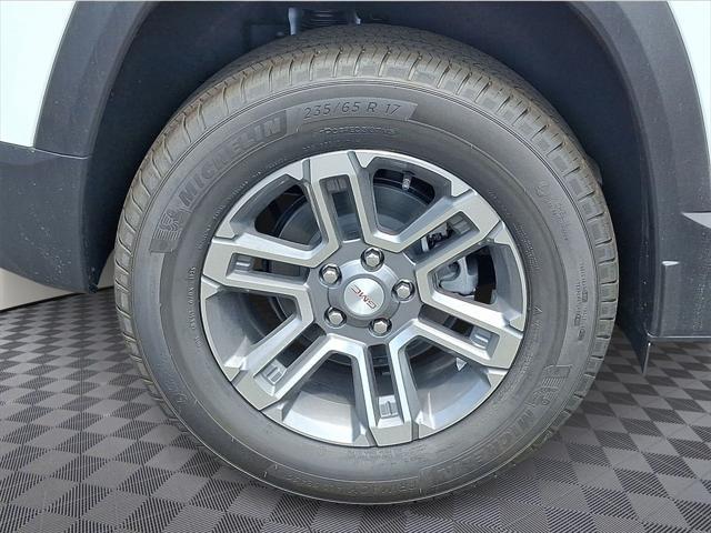 Photo of 2026 Summit White GMC Terrain