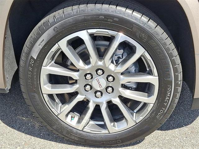 Photo of 2023 Light Stone Metallic GMC Acadia
